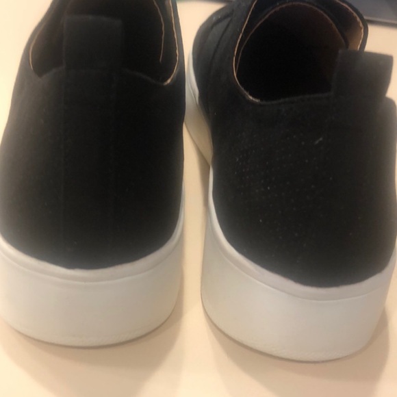 Steve Madden Slip On Shoe - Picture 4 of 5